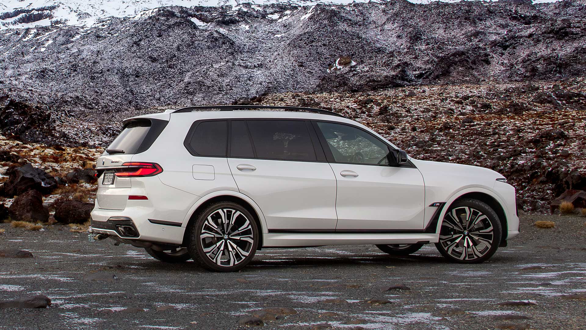 BMW X7 on a road trip: Big is Beautiful