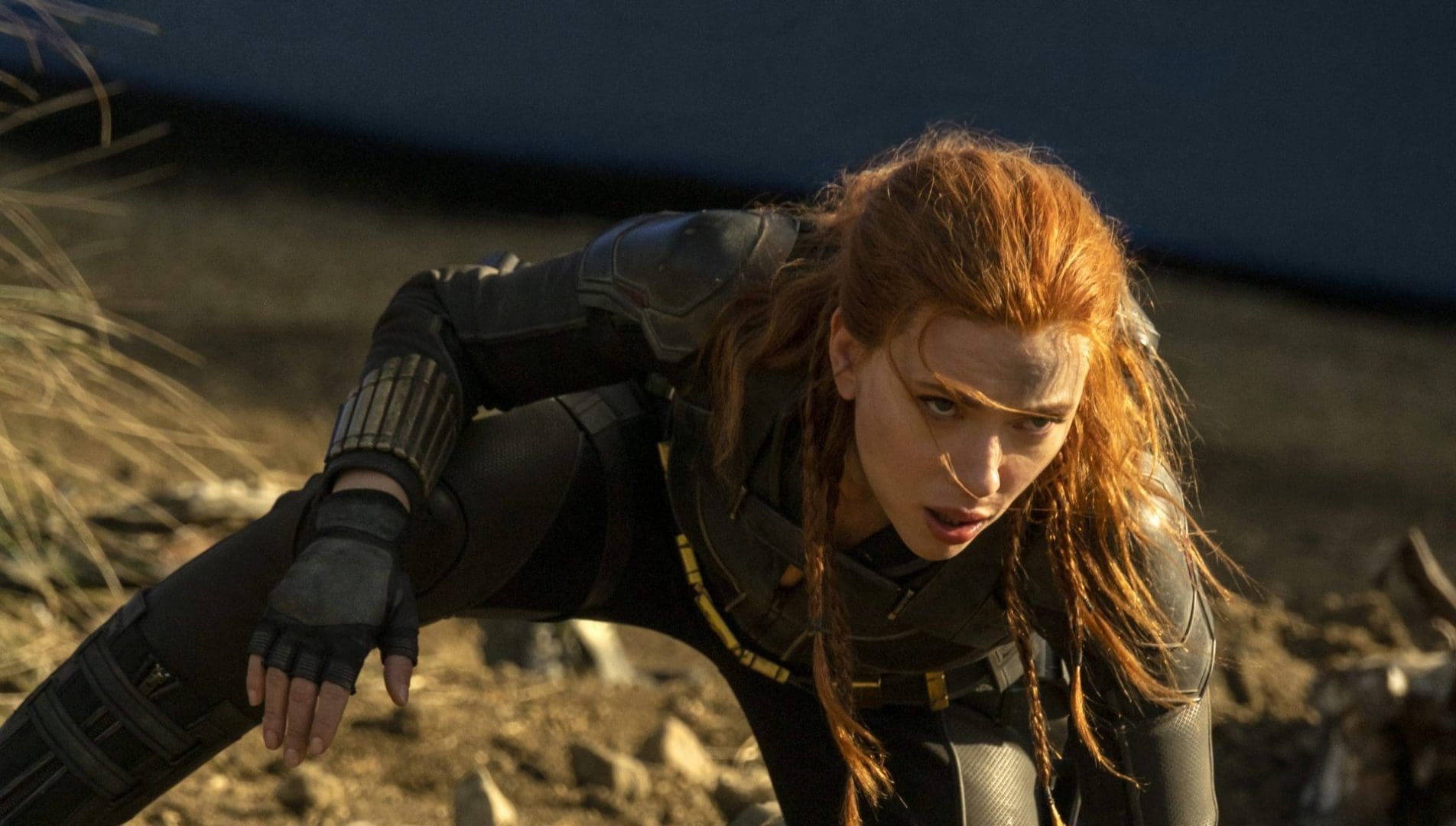 m2-black-widow-scarlet